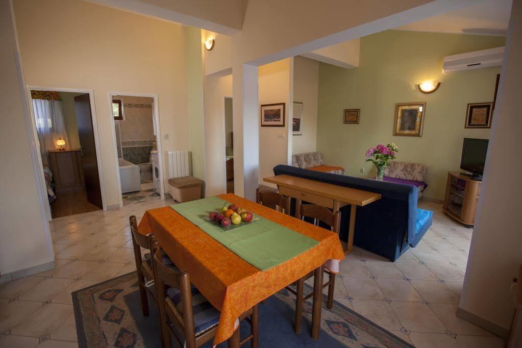 Apartments Villa Ban Rovinj Exterior foto
